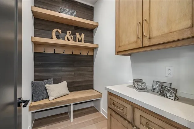 $983,770 | 11209 South Sunray Drive, Olathe, KS 66061