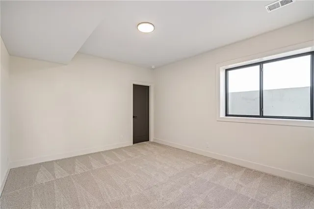 $983,770 | 11209 South Sunray Drive, Olathe, KS 66061