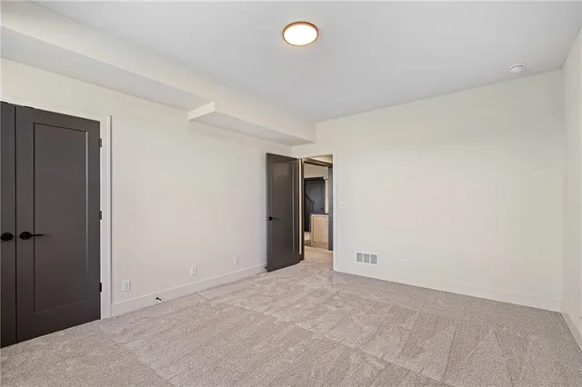 $983,770 | 11209 South Sunray Drive, Olathe, KS 66061