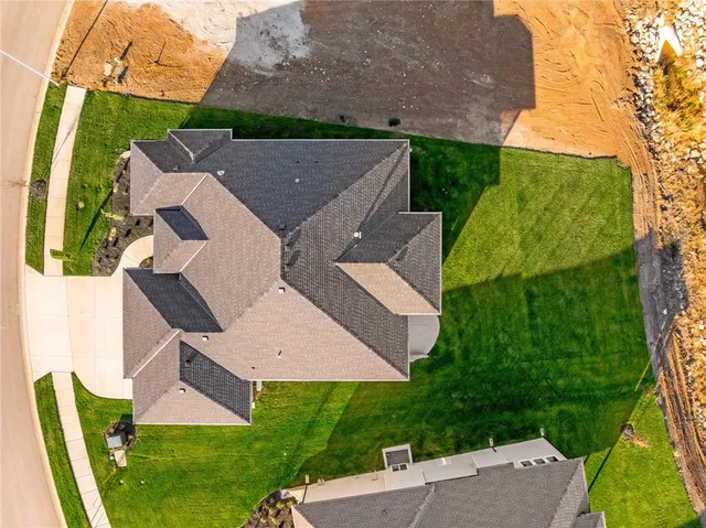 $983,770 | 11209 South Sunray Drive, Olathe, KS 66061