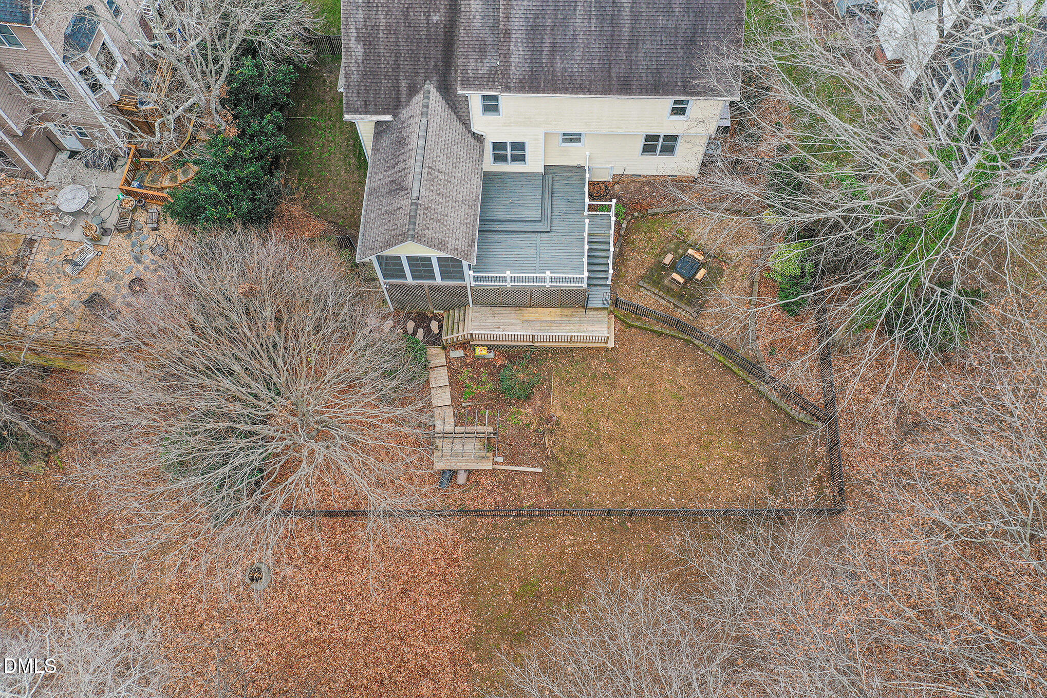 10415 Ashmead Lane Raleigh, NC 27614 - Photo 41 of 44 a view of fountain