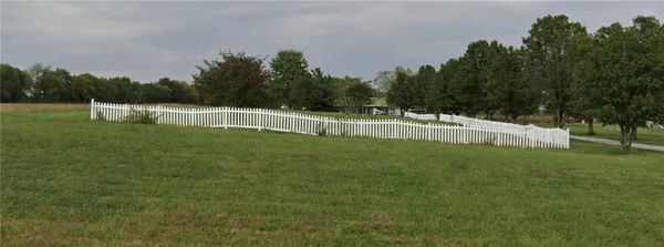 $440,000 | 10697 Southwest Sw Highway, Lathrop, MO 64465