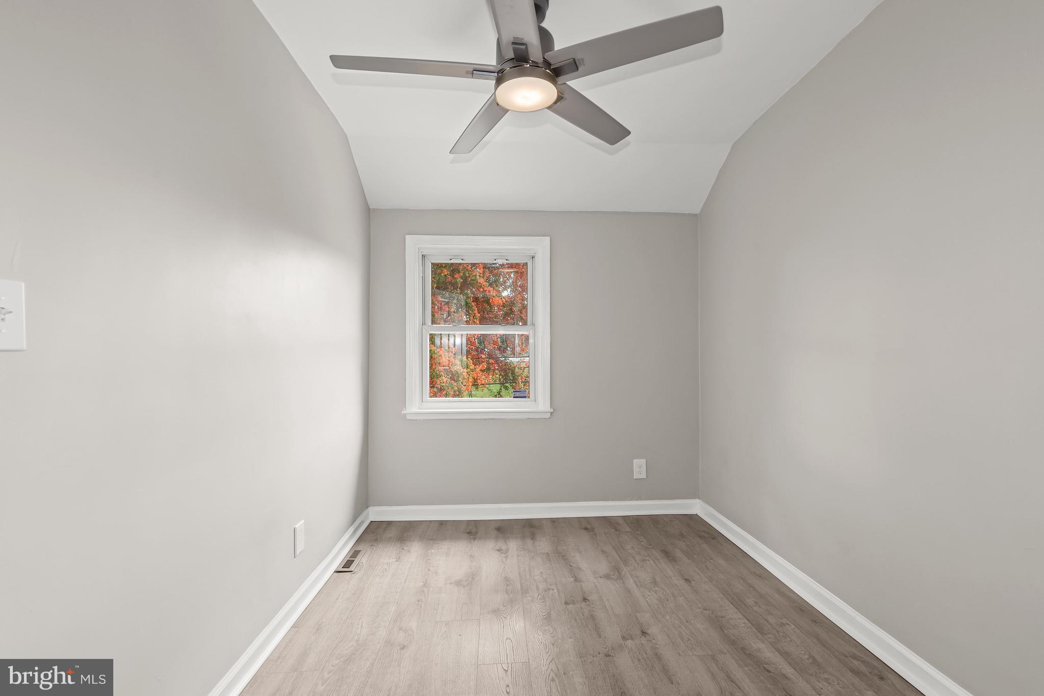 1613 Pentwood Road Baltimore, MD 21239 - Photo 23 of 41 Bedroom