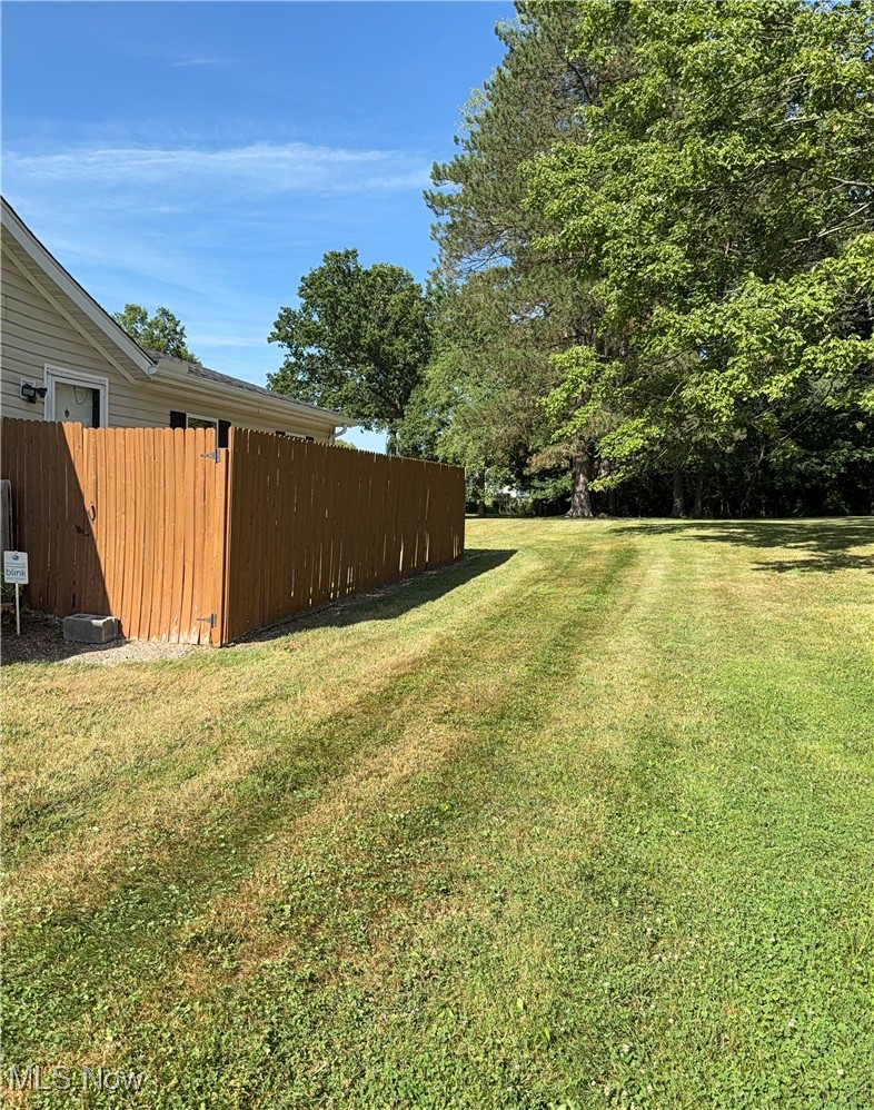 3868 Cook Road Rootstown, OH 44272 - Photo 33 of 44 Fenced in yard on side of house!