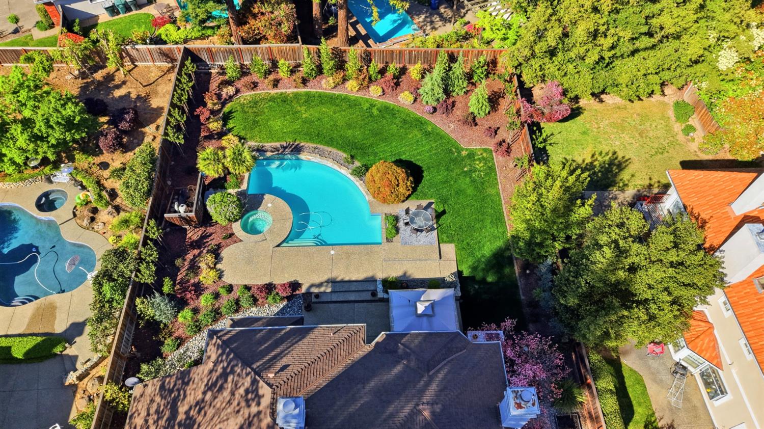 4330 Hale Ranch Lane Fair Oaks, CA 95628 - Photo 3 of 77