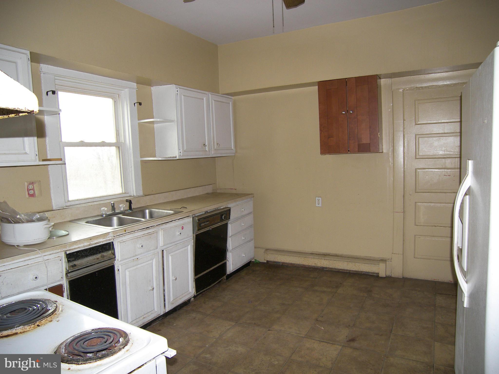 14715 Clopper Road Boyds, MD 20841 - Photo 3 of 10 Kitchen