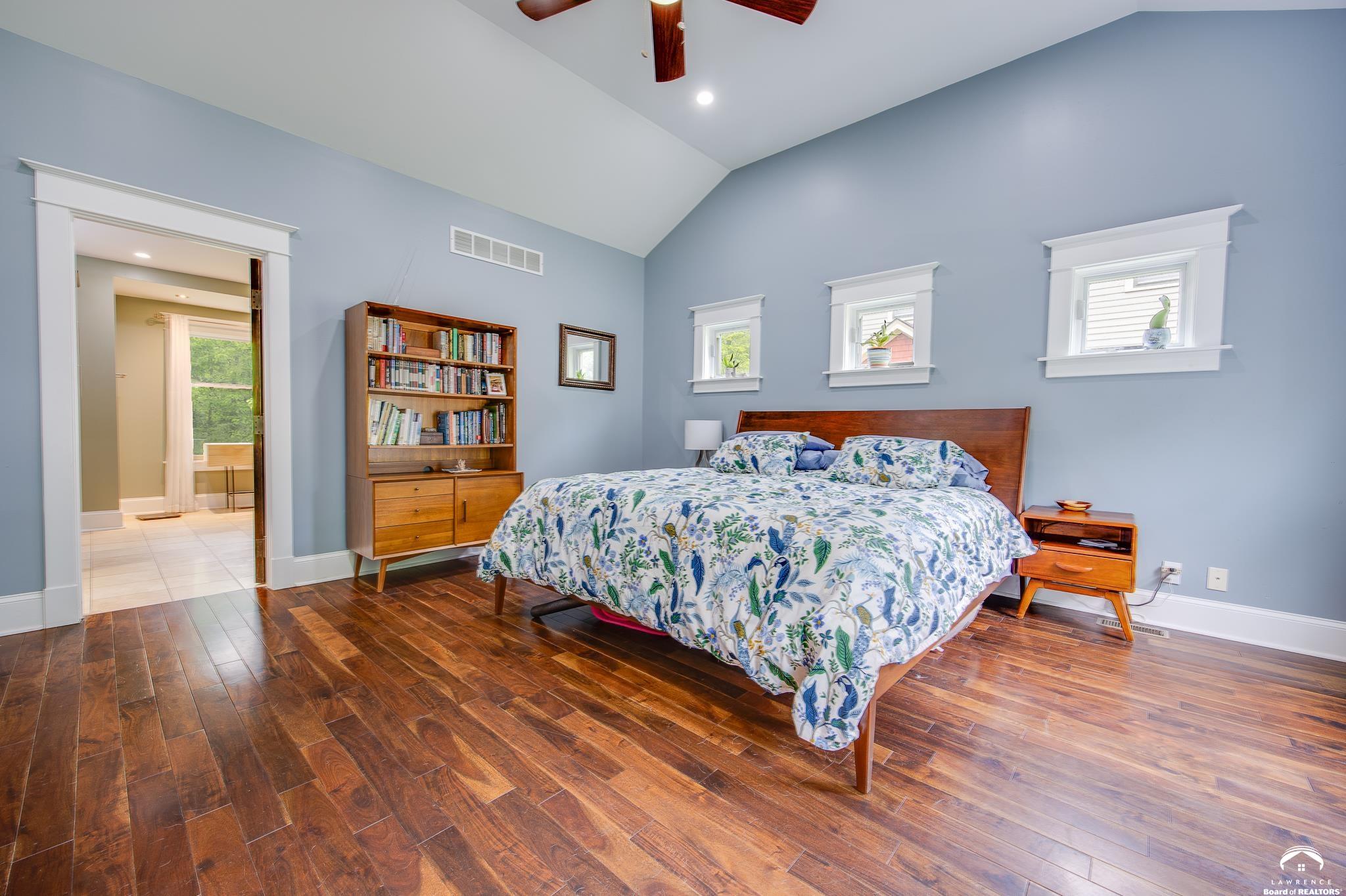 1933 Learnard Avenue Lawrence, KS 66046 - Photo 26 of 72