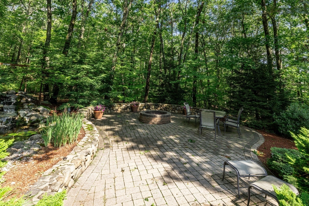 22 Rhodes Drive Wrentham, MA 02093 - Photo 36 of 42