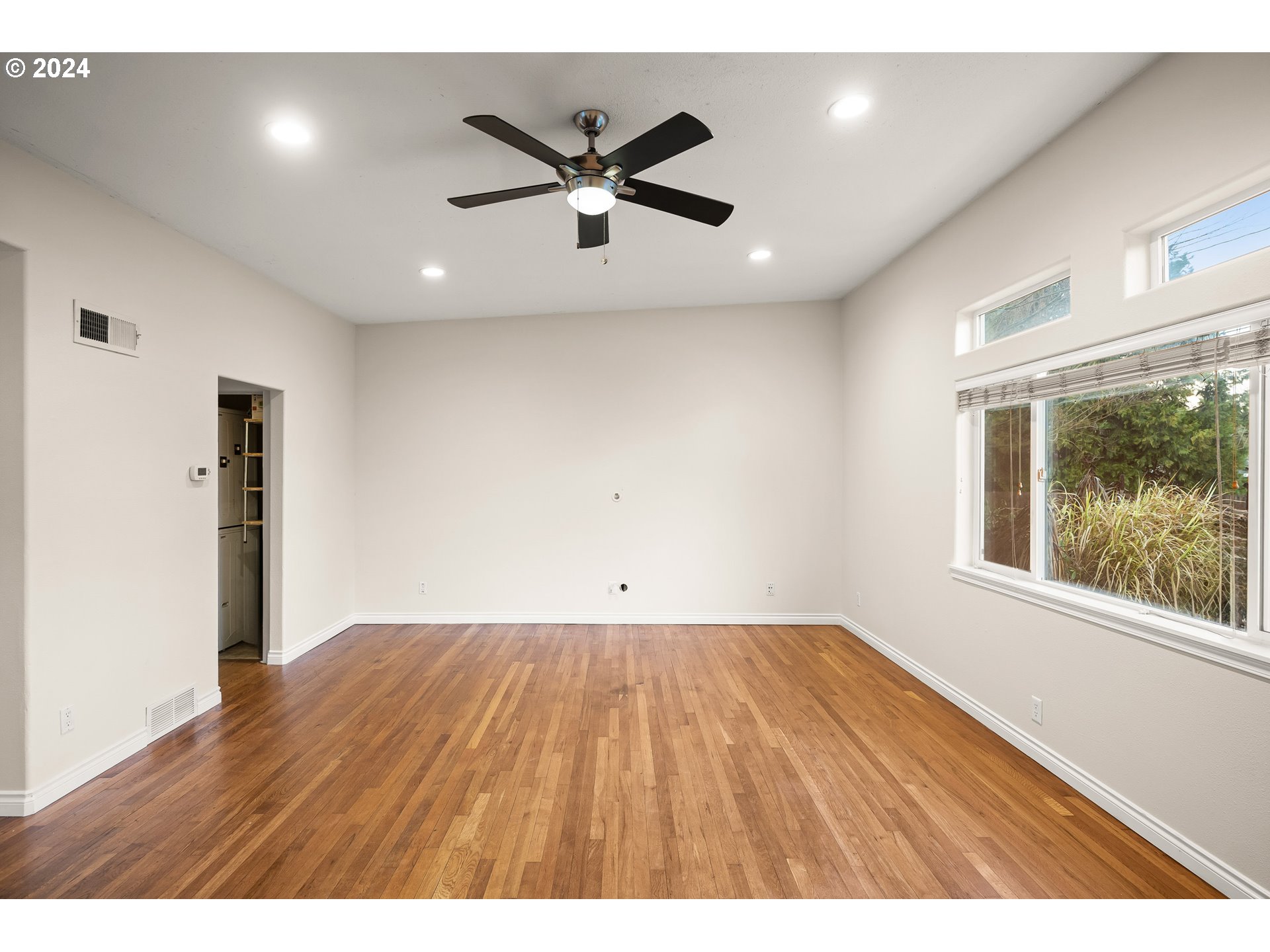 13340 Southwest Rita Drive Beaverton, OR 97005 - Photo 7 of 25 Gallery Image 7