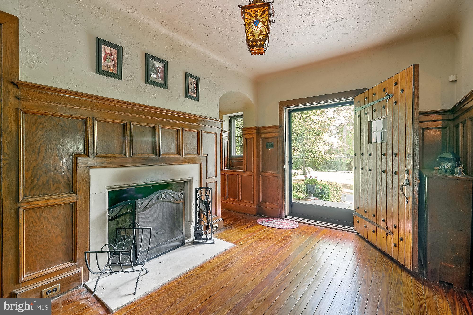 1232 Valley Road Jenkintown, PA 19046 - Photo 4 of 41 Gallery Image 4