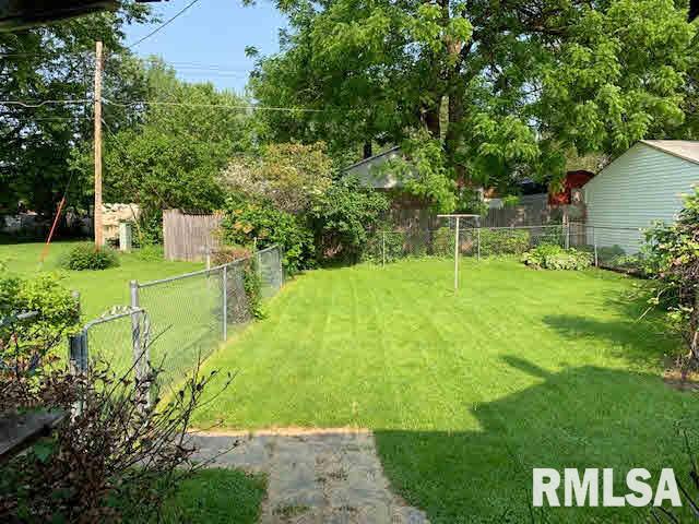 723 North 3rd Street Clinton, IA 52732 - Photo 18 of 20 Gallery Image 18