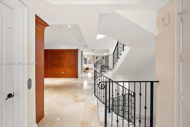 $5,600,000 | 3471 Main Highway, Unit 1240, Miami, FL 33133