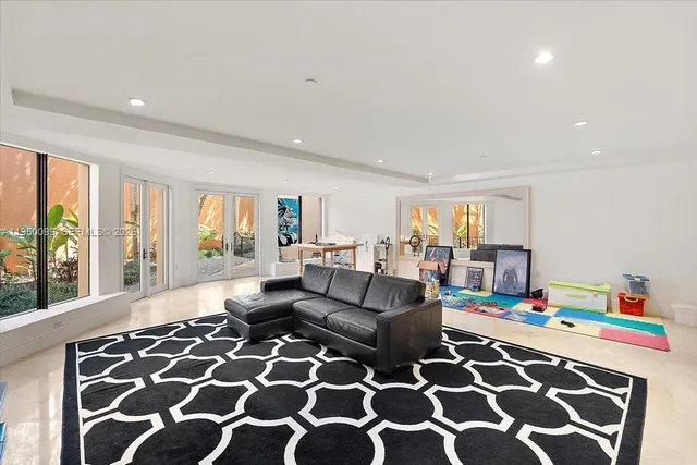 $5,600,000 | 3471 Main Highway, Unit 1240, Miami, FL 33133