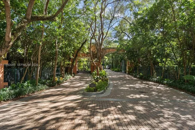 $5,600,000 | 3471 Main Highway, Unit 1240, Miami, FL 33133