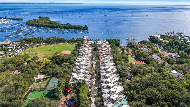 $5,600,000 | 3471 Main Highway, Unit 1240, Miami, FL 33133