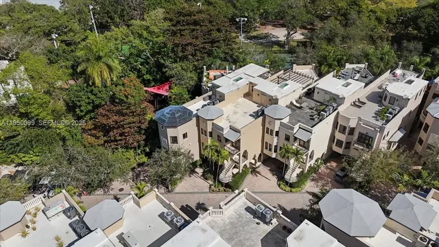 $5,600,000 | 3471 Main Highway, Unit 1240, Miami, FL 33133