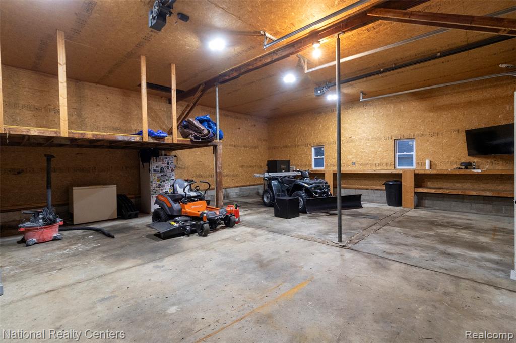 529 North Watkins Street Perry, MI 48872 - Photo 5 of 37