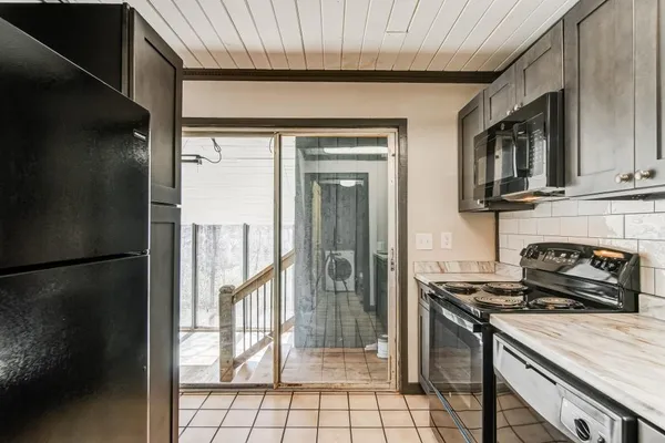 $1,600 | 42 Arminda Street, Unit A, Jasper, GA 30143