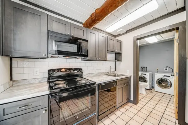 $1,600 | 42 Arminda Street, Unit A, Jasper, GA 30143