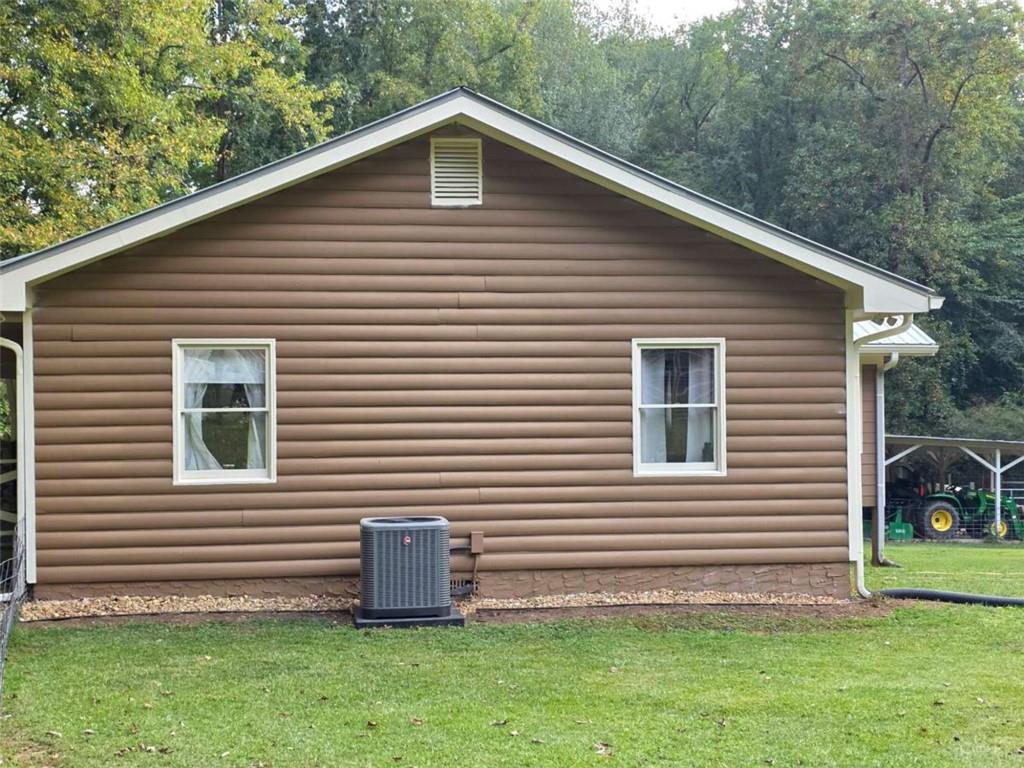 403 North Stringer Road Canton, GA 30115 - Photo 7 of 36