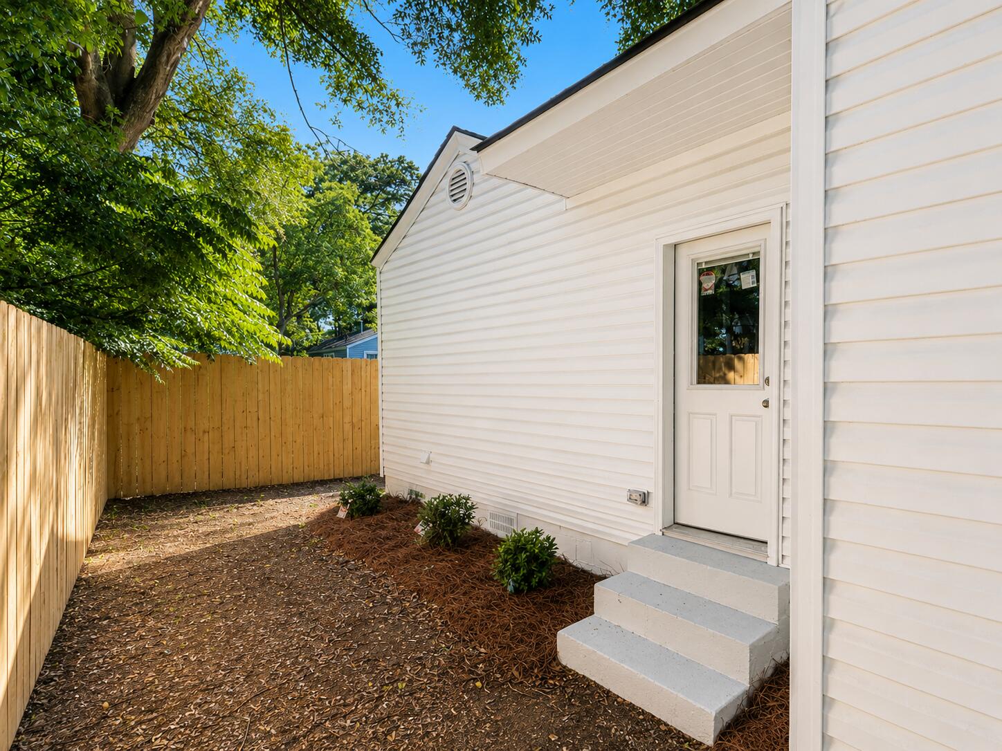 2132 Commander Road North Charleston, SC 29405 - Photo 26 of 29 55391162-3A2F-4F8C-9306-5EE76B9B8EB1