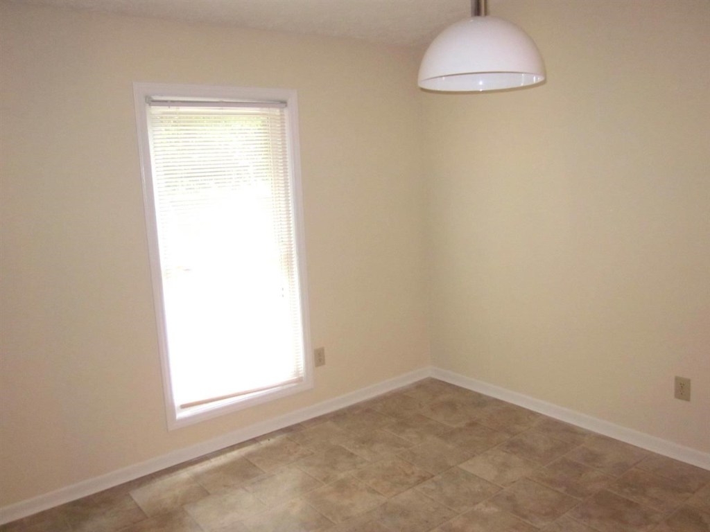118 Sedgefield Court Anderson, SC 29621 - Photo 4 of 8 Gallery Image 4
