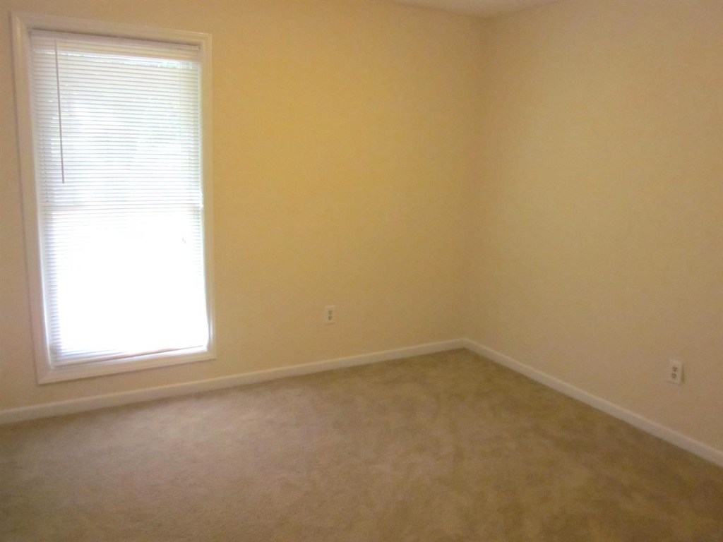 118 Sedgefield Court Anderson, SC 29621 - Photo 8 of 8 Gallery Image 8