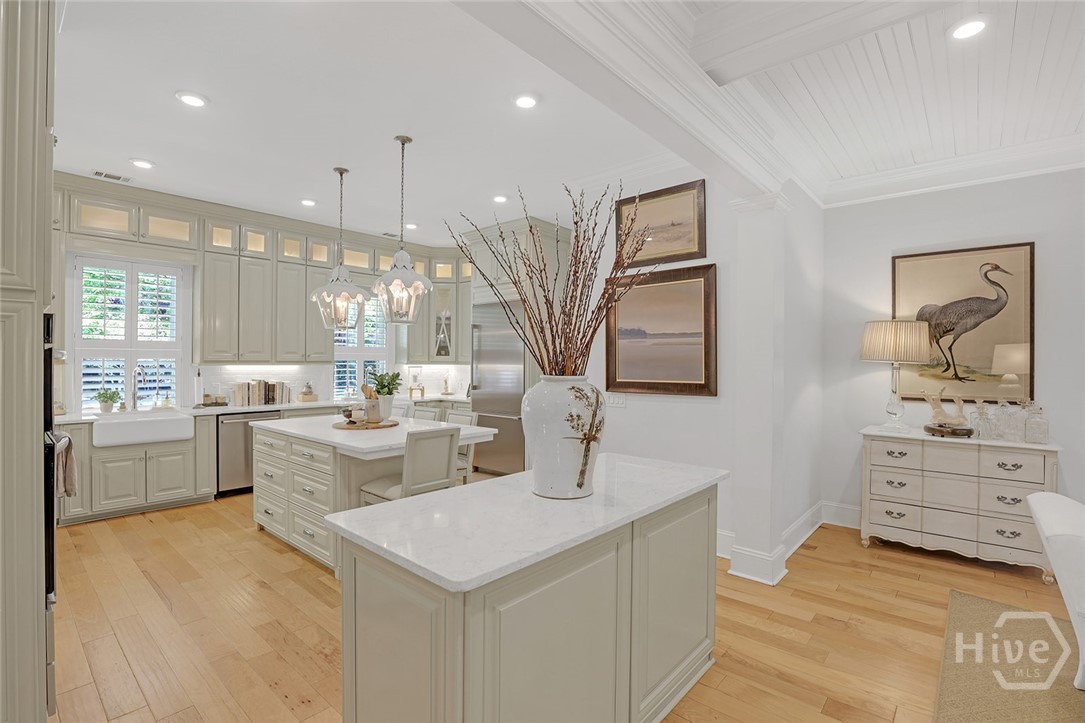 344 Bradley Point Road Savannah, GA 31410 - Photo 14 of 65