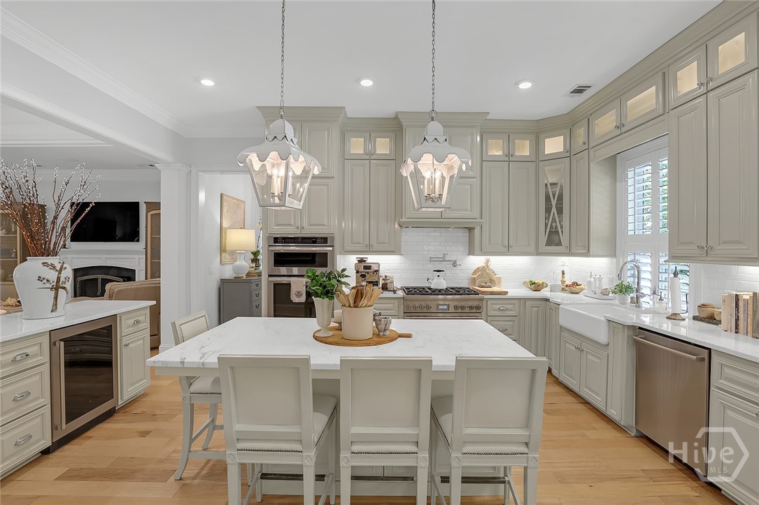 344 Bradley Point Road Savannah, GA 31410 - Photo 7 of 65