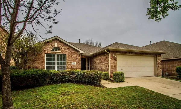 $2,200 | 8960 Riscky Trail, Fort Worth, TX 76244