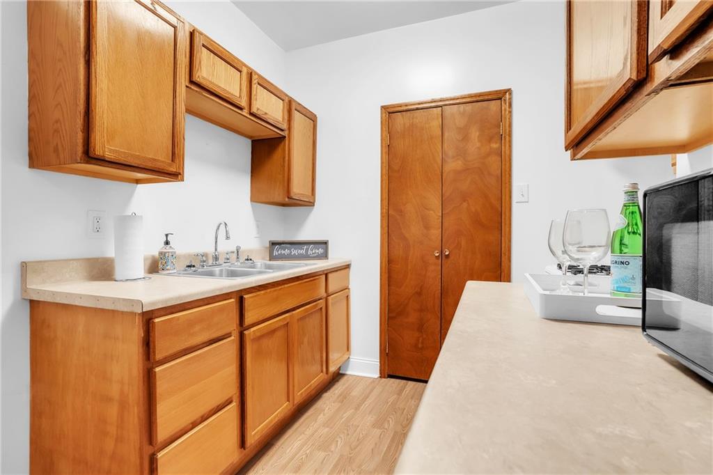 1843 Spring Garden Road Pittsburgh, PA 15212 - Photo 13 of 35