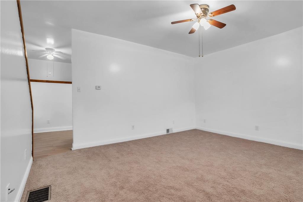 1843 Spring Garden Road Pittsburgh, PA 15212 - Photo 9 of 35