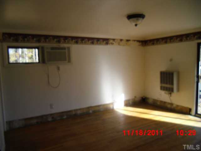 1302 Lorimer Road Raleigh, NC 27606 - Photo 6 of 7
