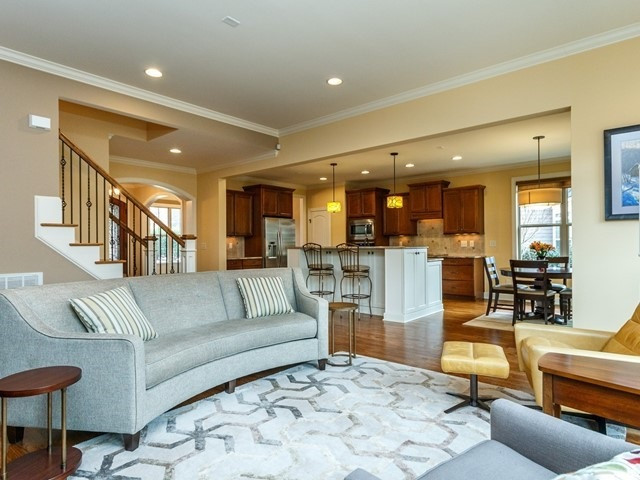 2709 Full Circle Raleigh, NC 27613 - Photo 8 of 30 Family Room