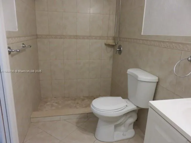 $3,900 | 435 East 52nd Street, Hialeah, FL 33013