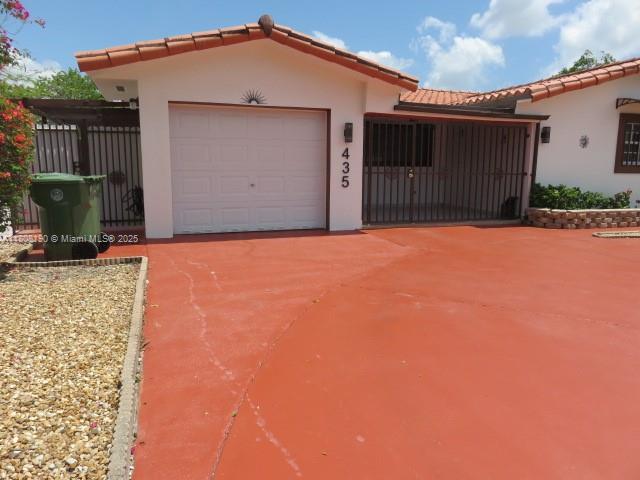 435 East 52nd Street Hialeah, FL 33013 - Photo 3 of 41