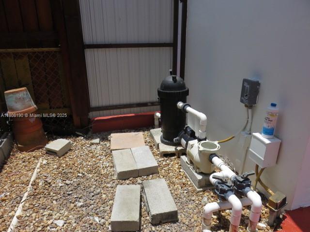 435 East 52nd Street Hialeah, FL 33013 - Photo 38 of 41 Pool equipment