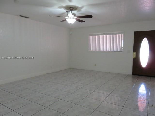 435 East 52nd Street Hialeah, FL 33013 - Photo 6 of 41