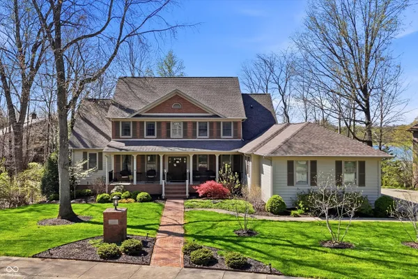 $869,900 | 950 Baywood Court, Columbus, IN 47201