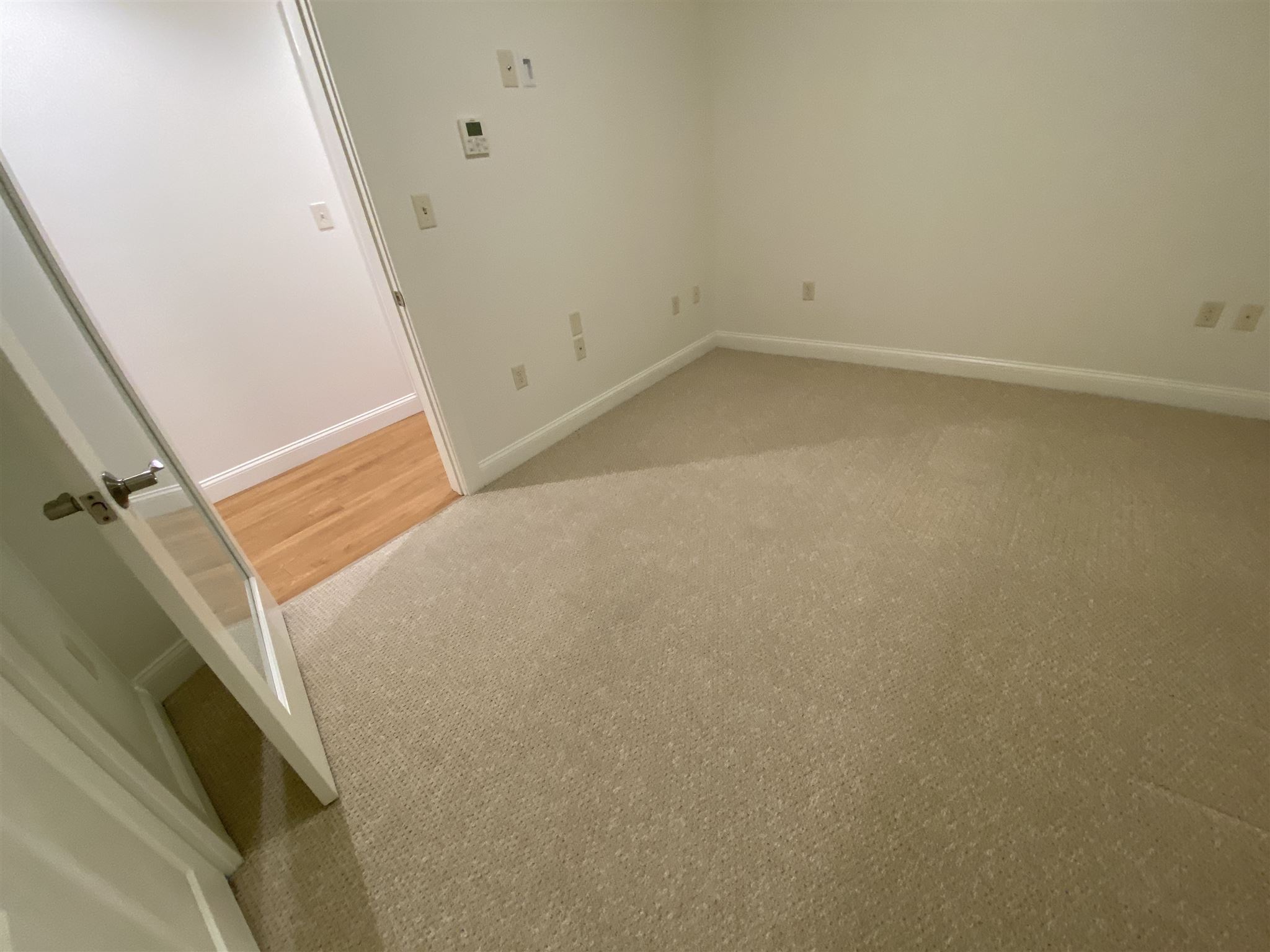 875 Elm Street, Unit 404 Manchester, NH 03101 - Photo 29 of 40