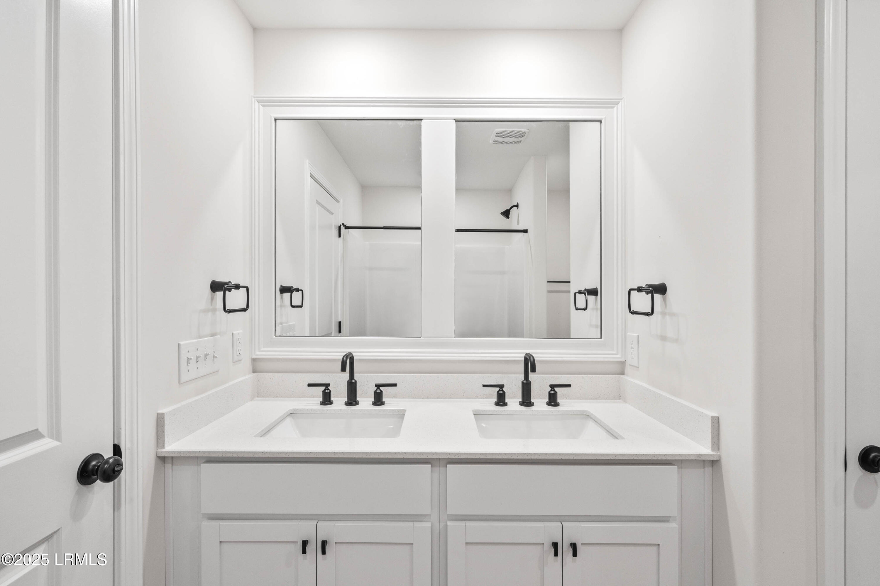 605 Royal Road Hardeeville, SC 29927 - Photo 11 of 21 605 Royal Oaks-12