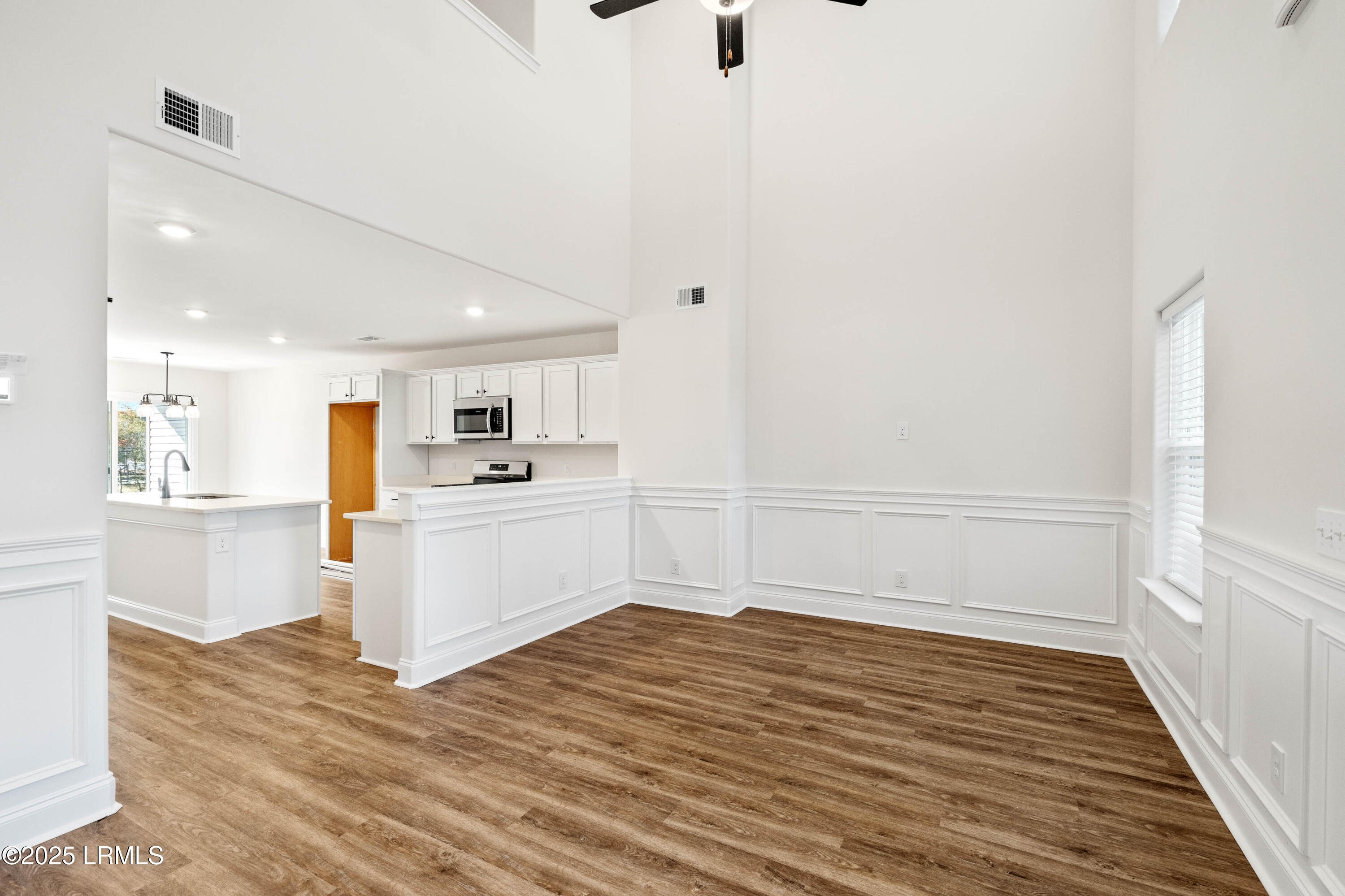 605 Royal Road Hardeeville, SC 29927 - Photo 2 of 21 605 Royal Oaks-3