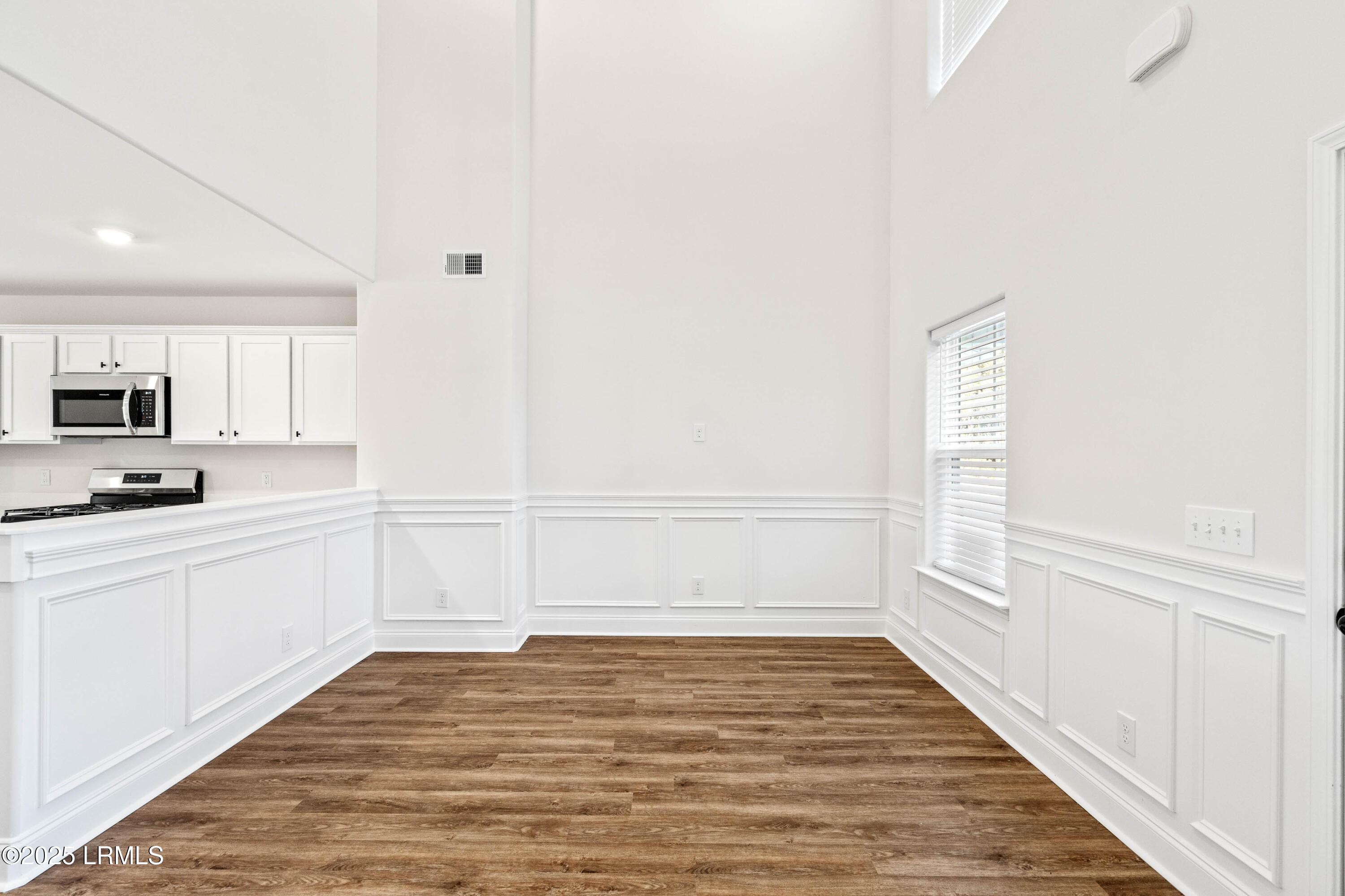 605 Royal Road Hardeeville, SC 29927 - Photo 3 of 21 605 Royal Oaks-4