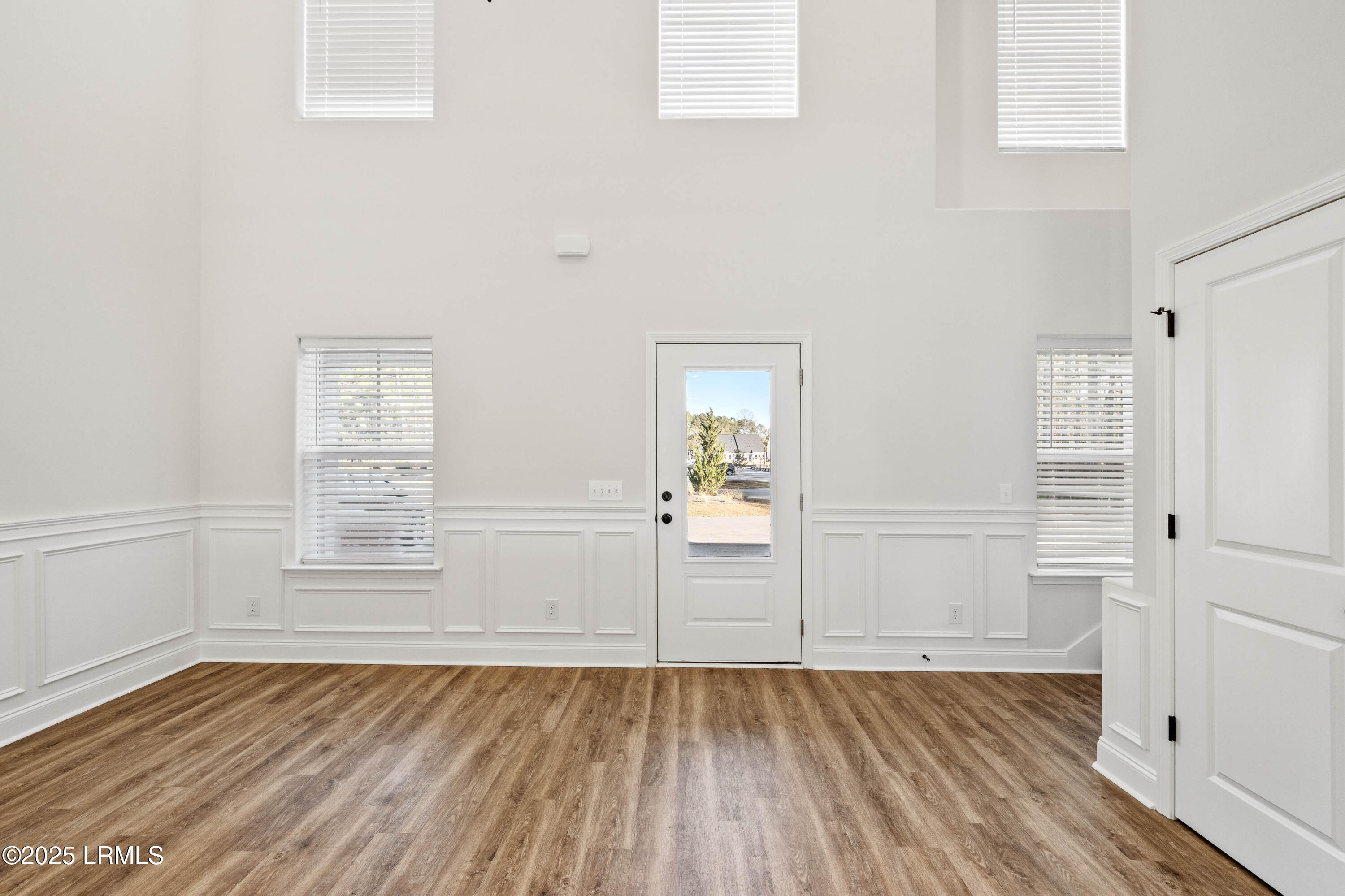 605 Royal Road Hardeeville, SC 29927 - Photo 5 of 21 605 Royal Oaks-6