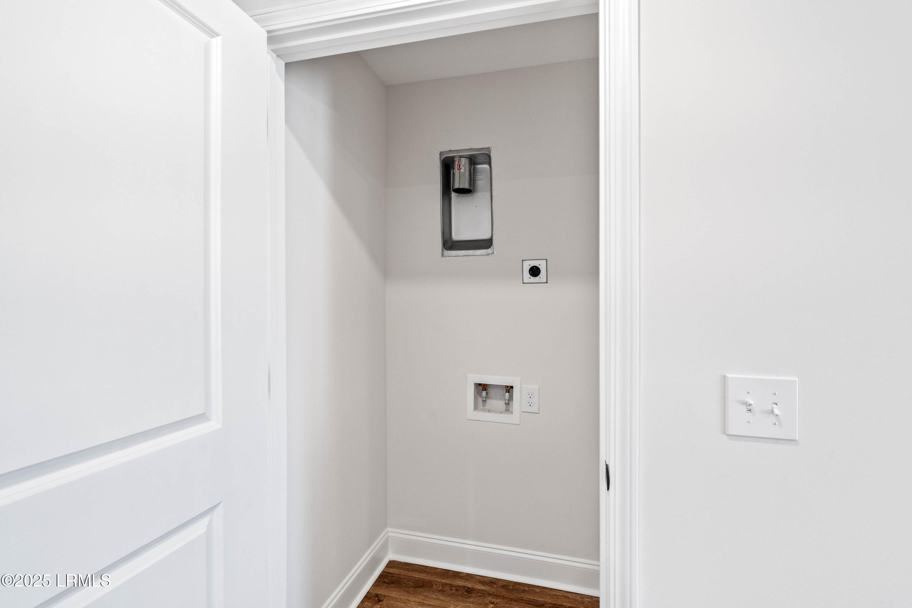 605 Royal Road Hardeeville, SC 29927 - Photo 7 of 21 605 Royal Oaks-8