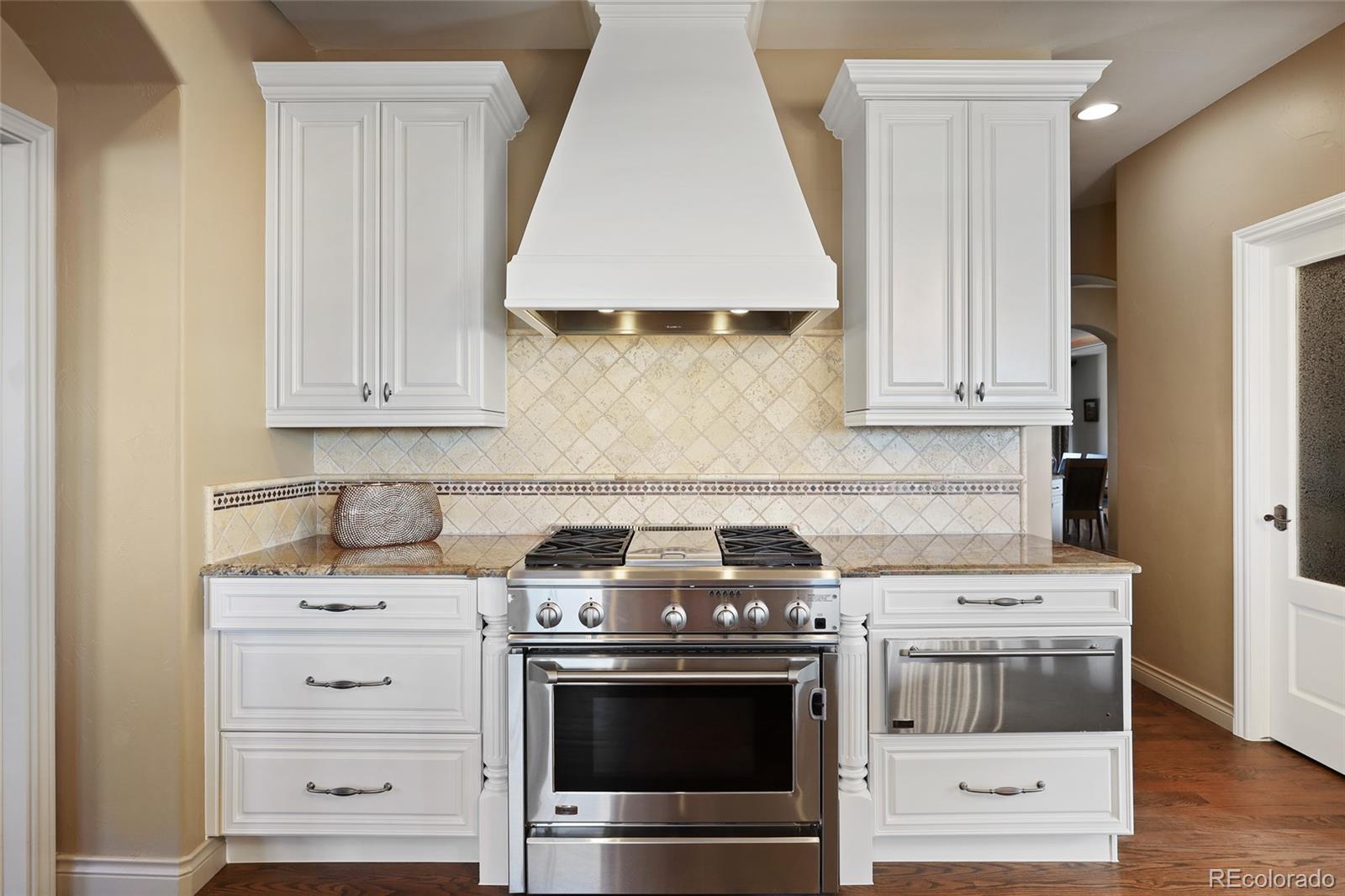 1260 Buffalo Ridge Road Castle Pines, CO 80108 - Photo 11 of 38