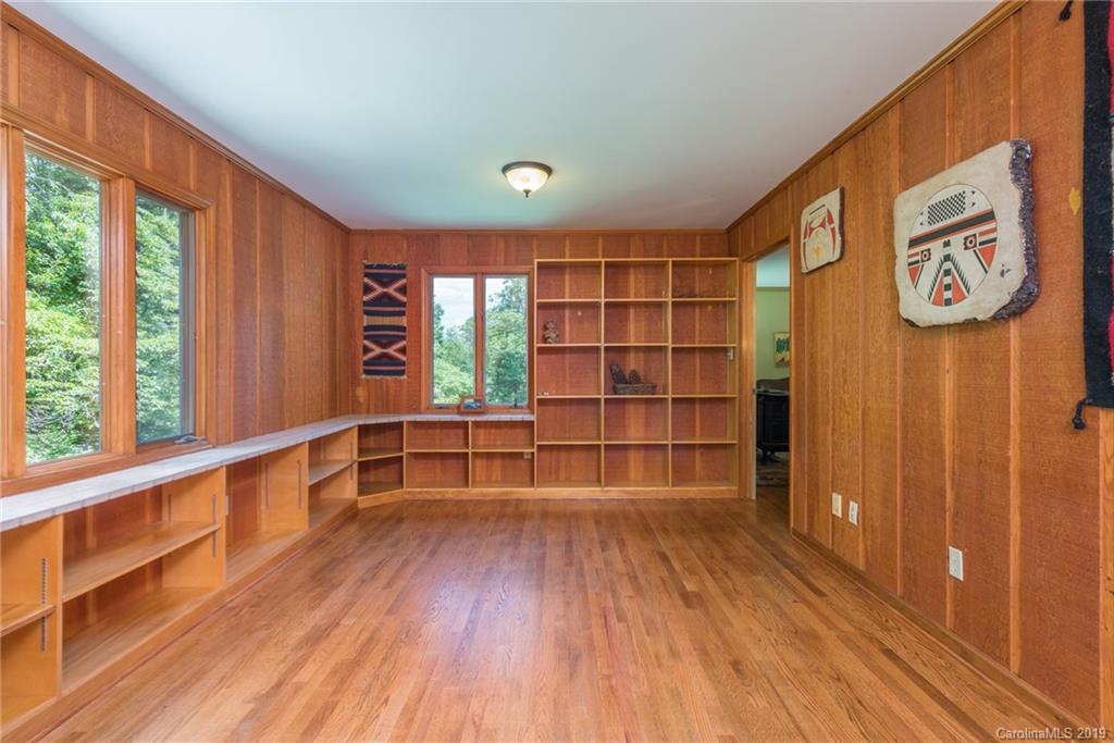 58 Reed Road Fairview, NC 28730 - Photo 12 of 46 Gallery Image 12