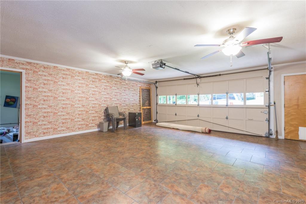 58 Reed Road Fairview, NC 28730 - Photo 20 of 46 Gallery Image 20