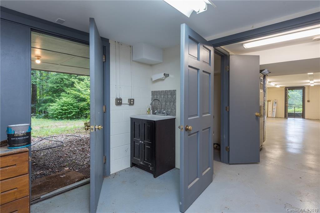 58 Reed Road Fairview, NC 28730 - Photo 22 of 46 Gallery Image 22