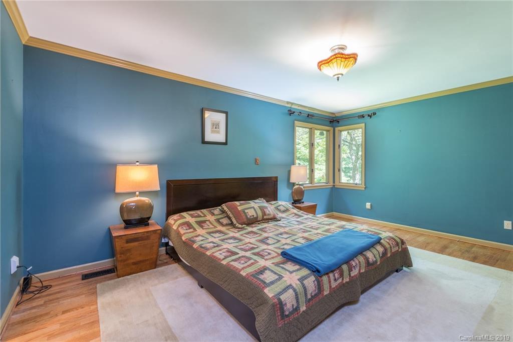 58 Reed Road Fairview, NC 28730 - Photo 7 of 46 Gallery Image 7